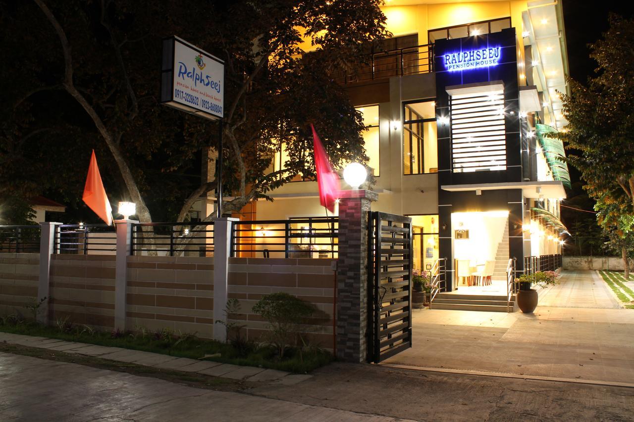 Ralphseej Pension House Moalboal Kültér fotó