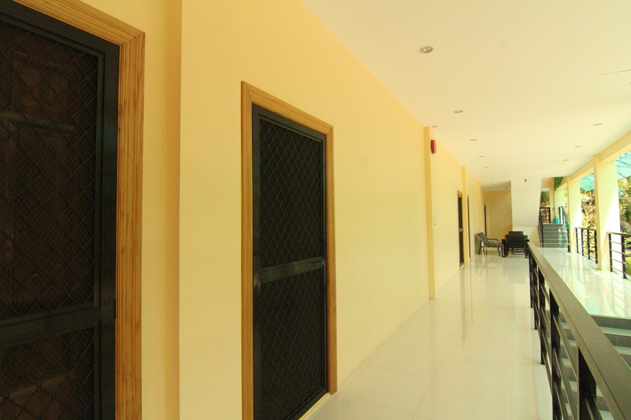 Ralphseej Pension House Moalboal Kültér fotó