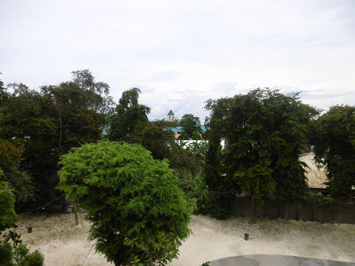 Ralphseej Pension House Moalboal Kültér fotó
