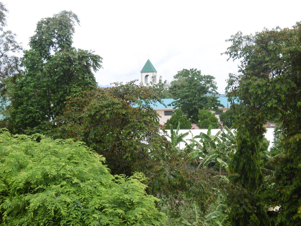 Ralphseej Pension House Moalboal Kültér fotó